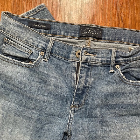 Lucky brand low rise skinny jeans - Picture 2 of 5
